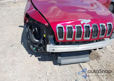 2016 Jeep Cherokee Latitude z USA, uszkodzony, nr VIN 1C4PJMCS2GW228072